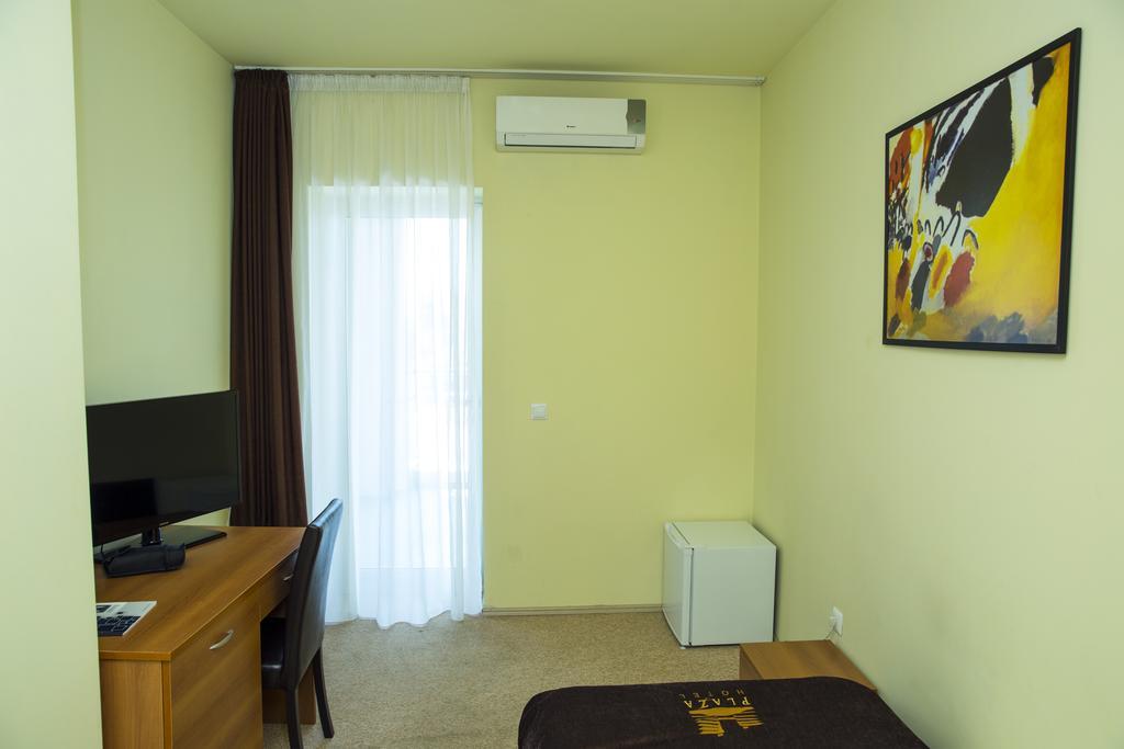 Mardi Plaza Hotel Batumi Exterior foto
