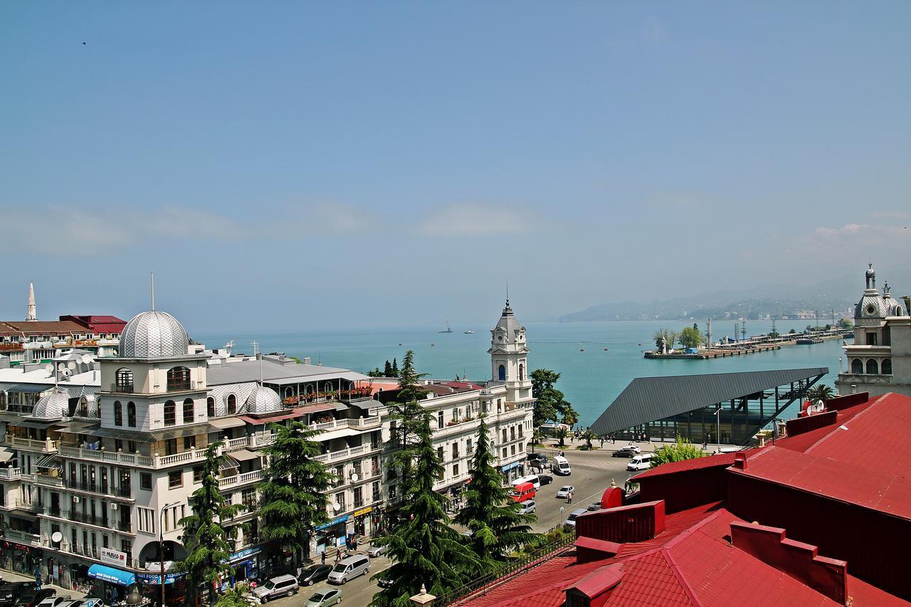 Mardi Plaza Hotel Batumi Exterior foto