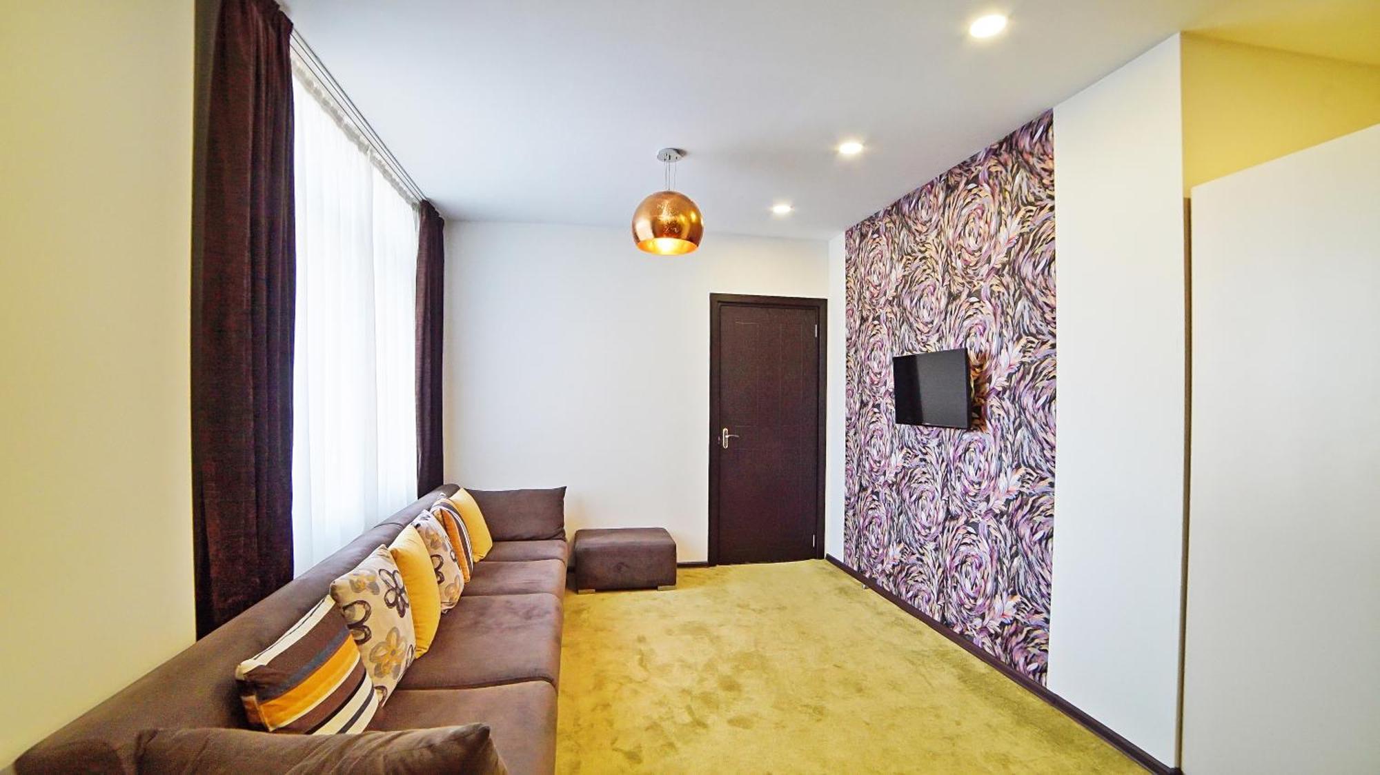 Mardi Plaza Hotel Batumi Exterior foto