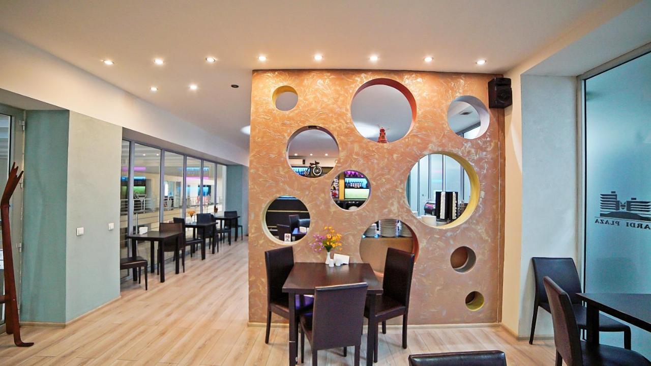 Mardi Plaza Hotel Batumi Exterior foto